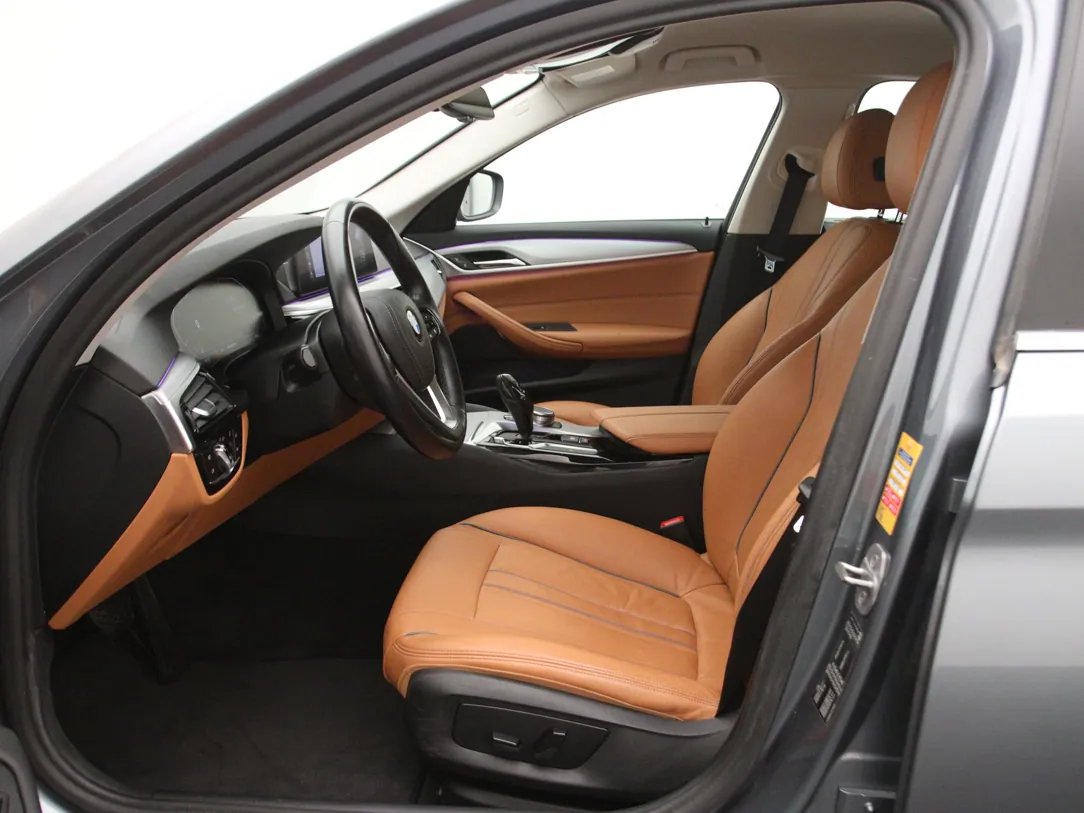 BMW 520 — foto 5