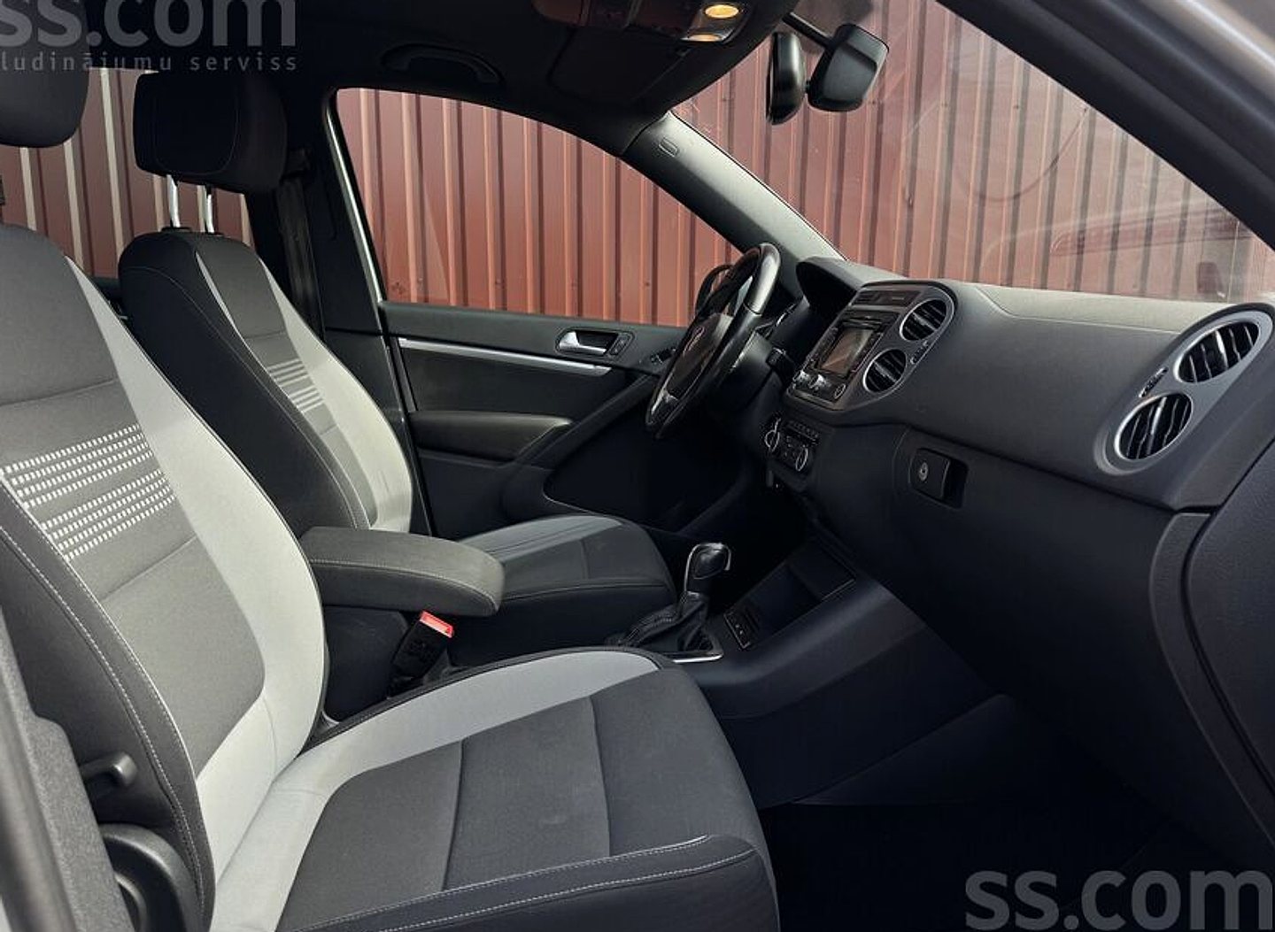 Volkswagen Tiguan — foto 5
