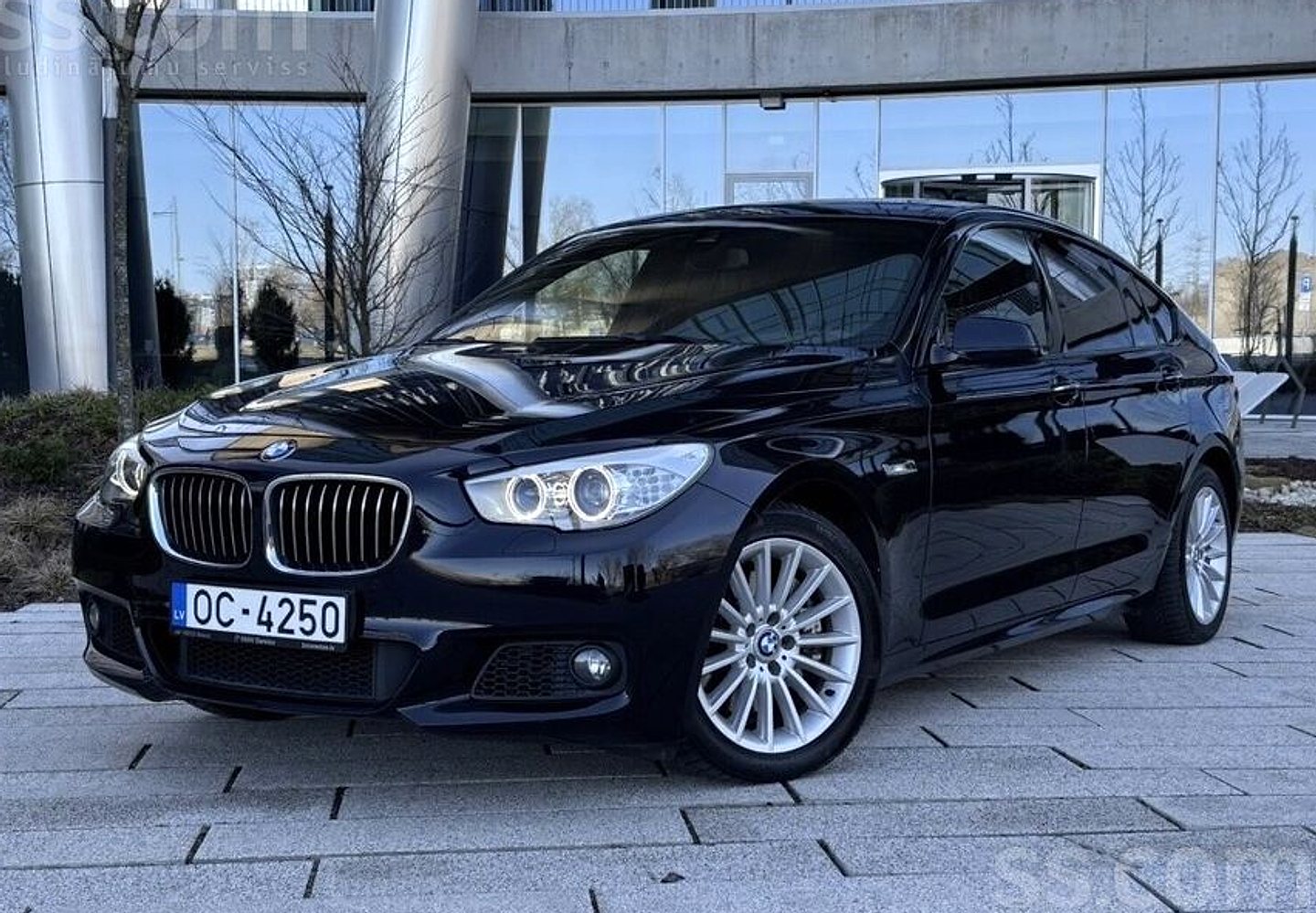 BMW 530 — foto 2