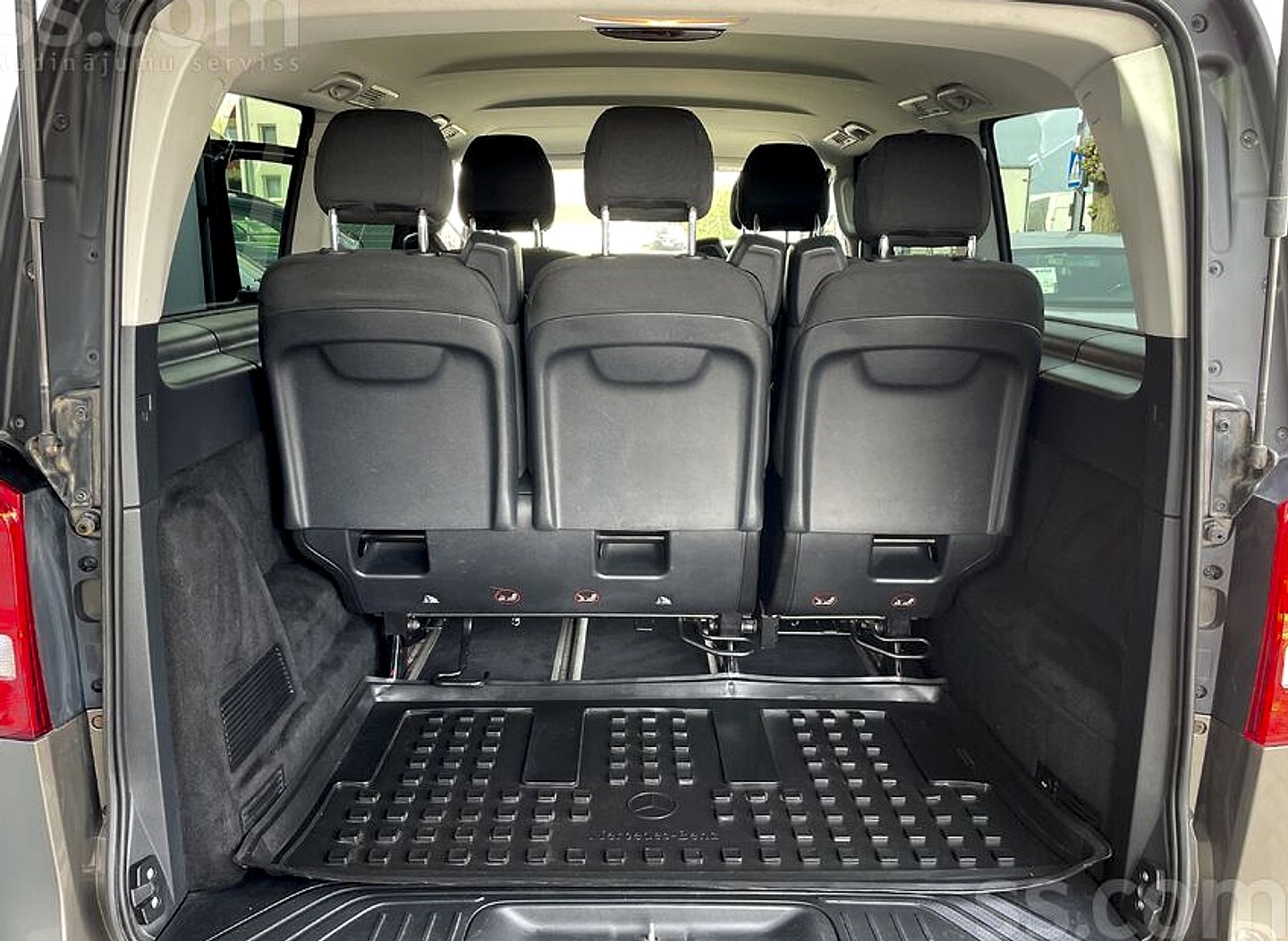 Mercedes-Benz V220 — foto 5