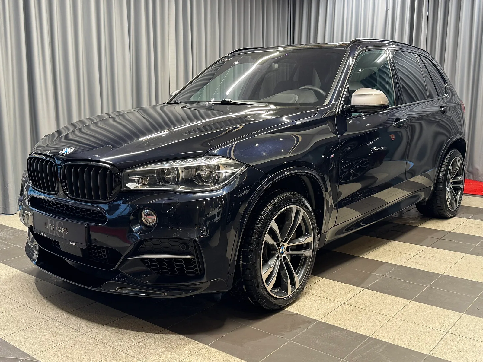 BMW X5, 2017. gads