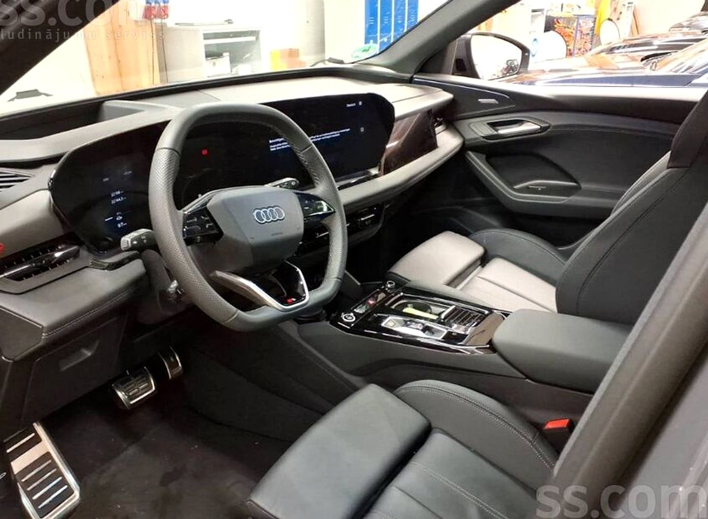 Audi E-tron — foto 3