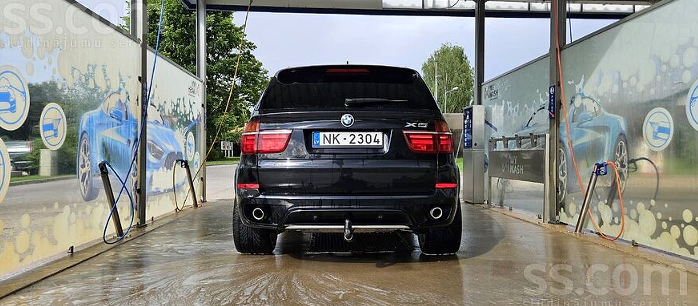 BMW X5 — foto 3