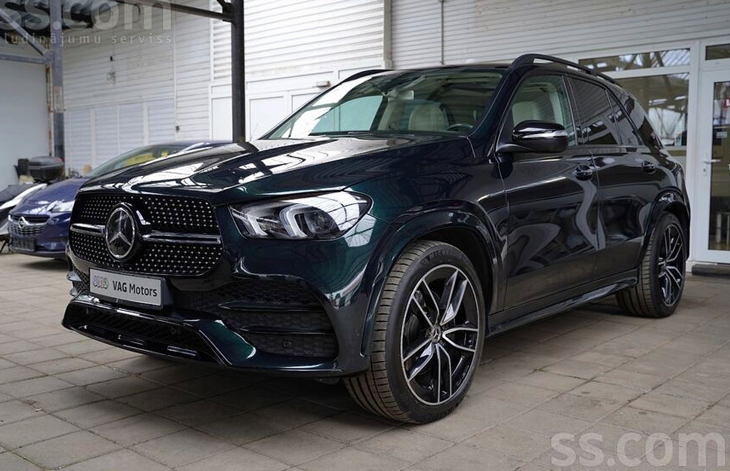 Mercedes-Benz GLE 400 — foto 3