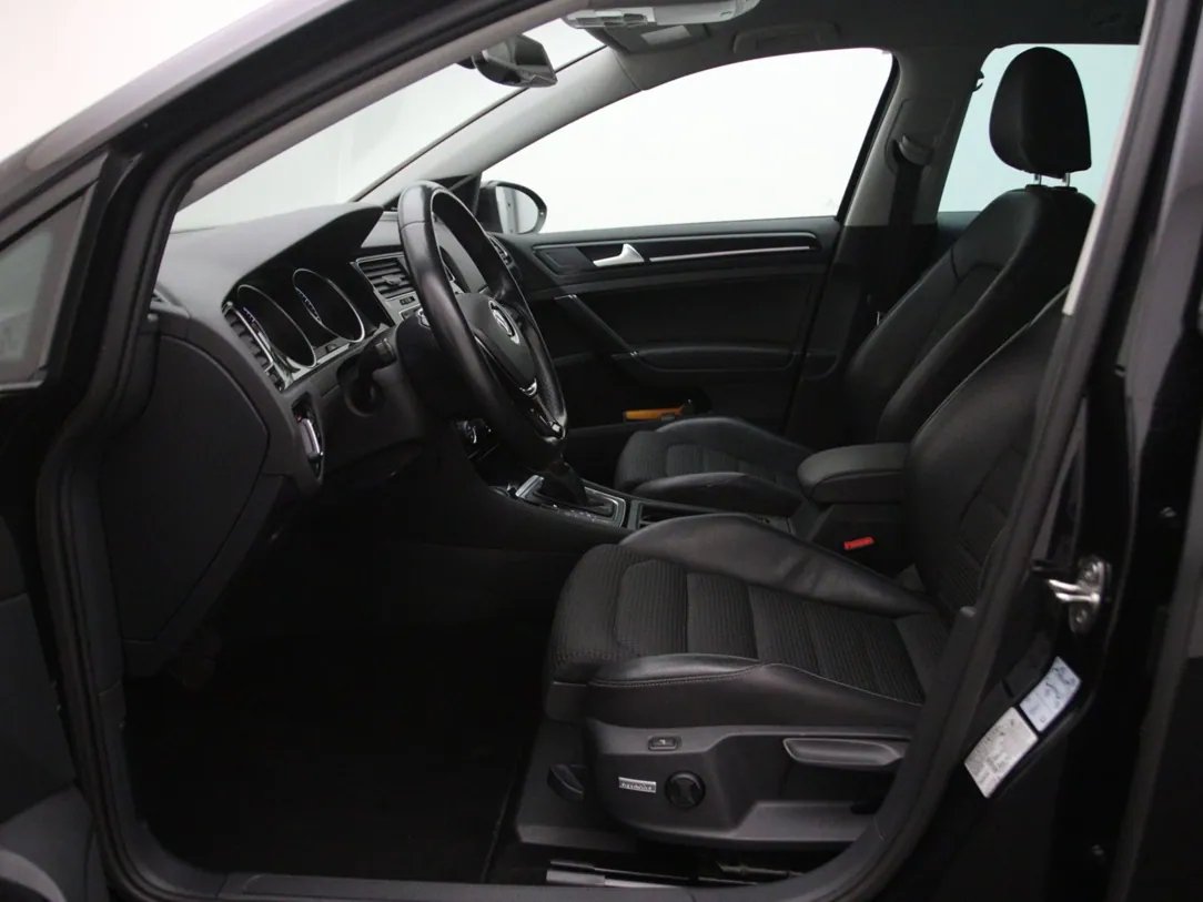 Volkswagen Golf 7 — foto 5