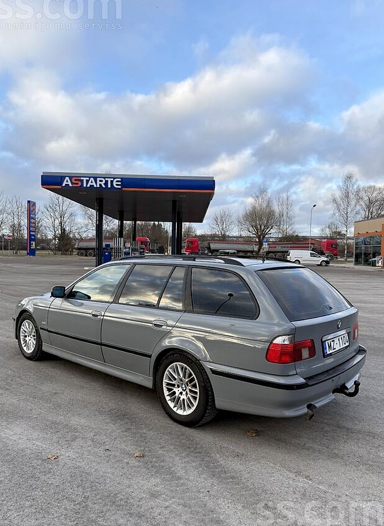 BMW 530 — foto 4