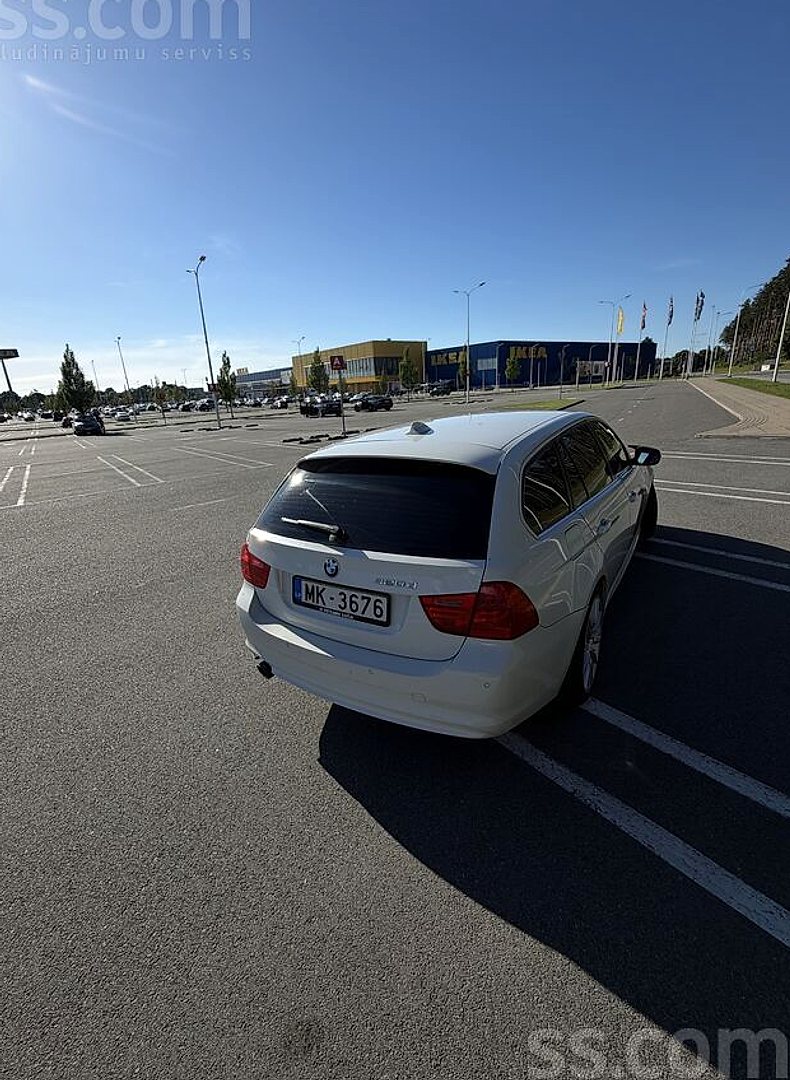 BMW 320 — foto 4