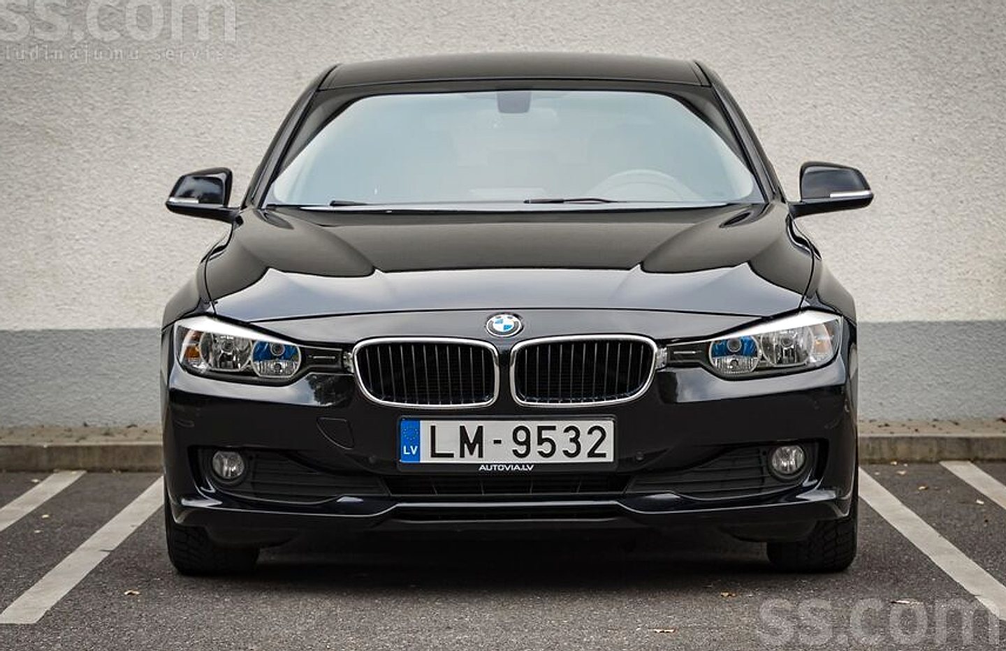 BMW 320 — foto 2