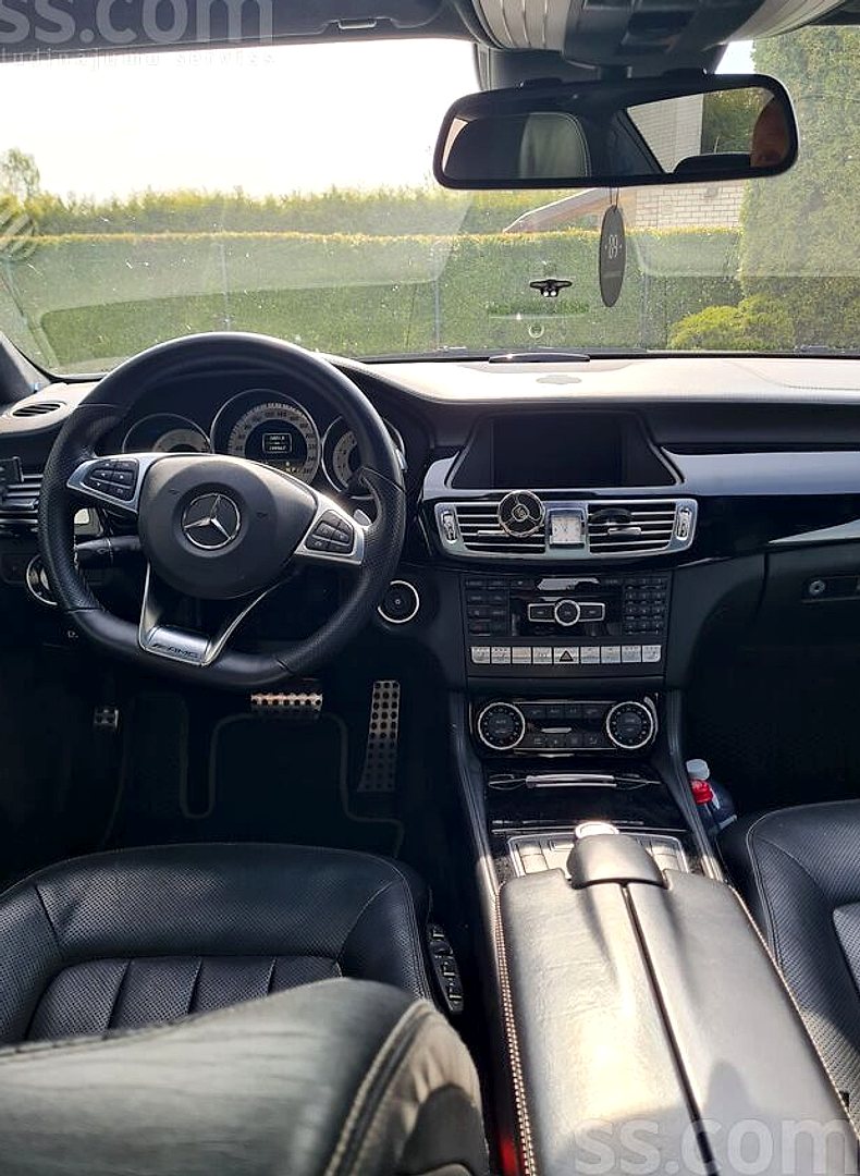 Mercedes-Benz CLS500 — foto 6