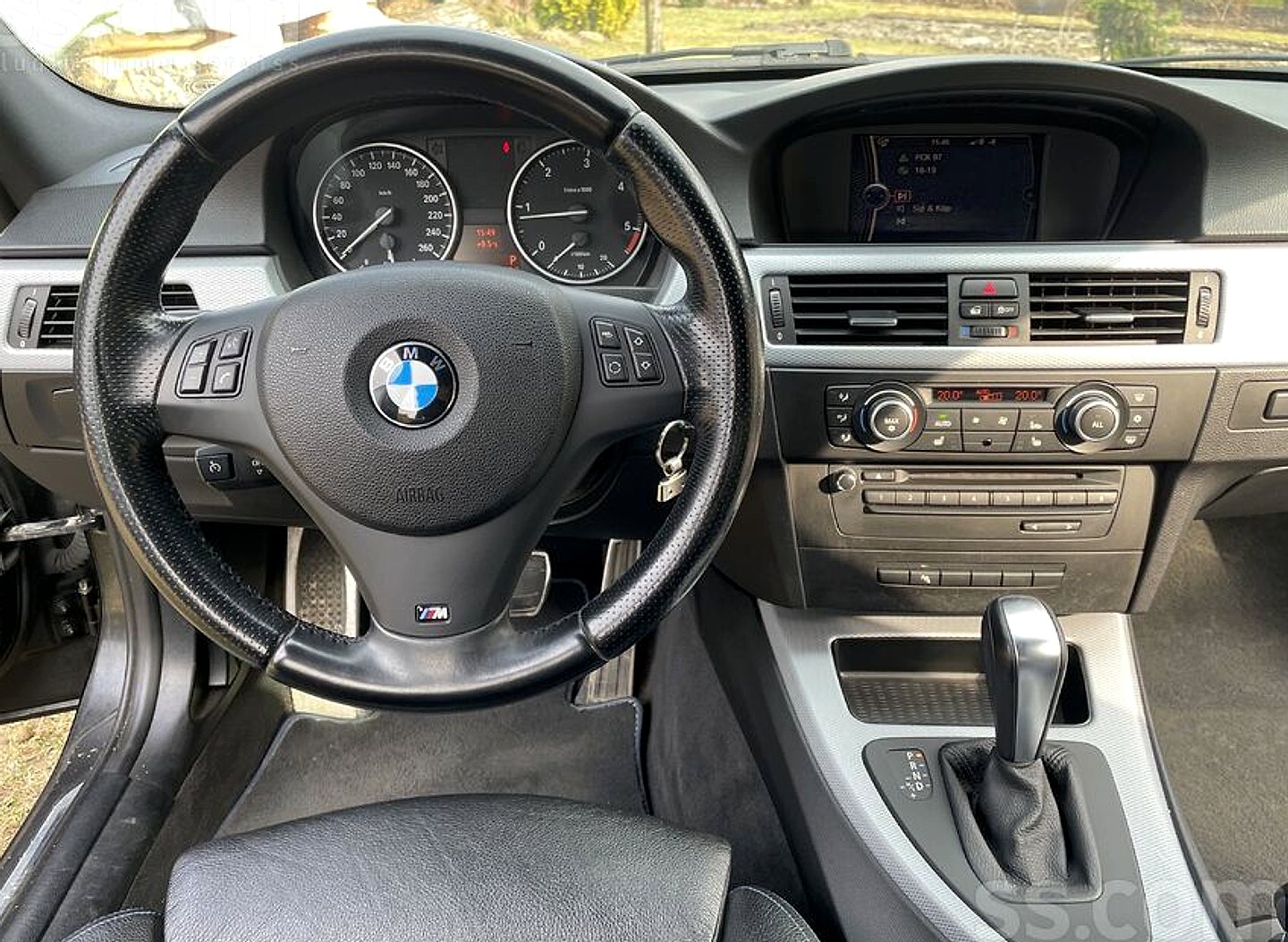 BMW 320 — foto 6