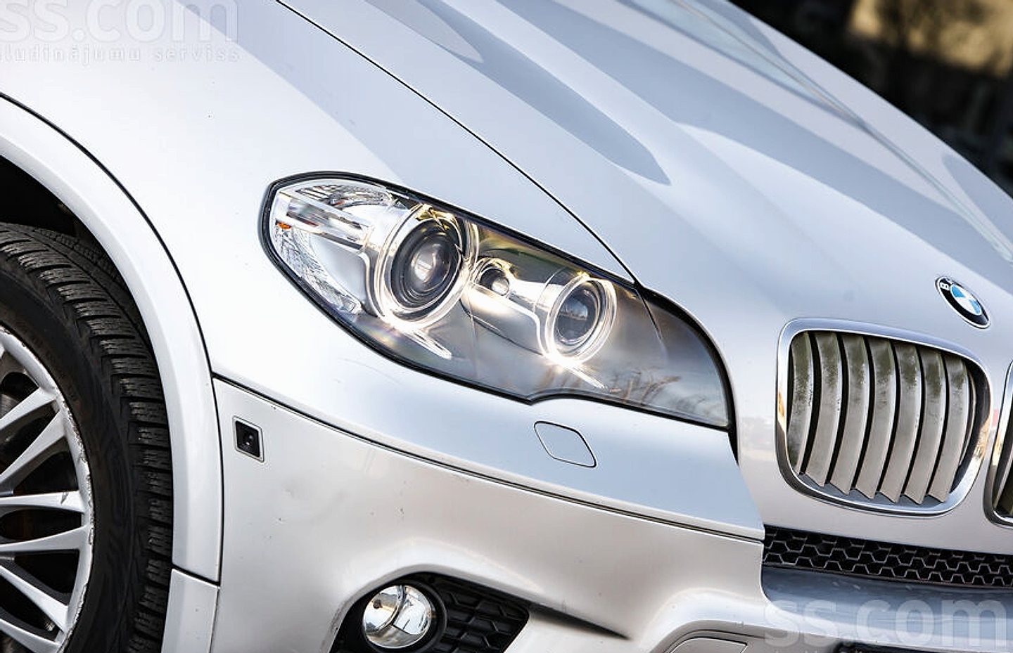 BMW X5 — foto 2