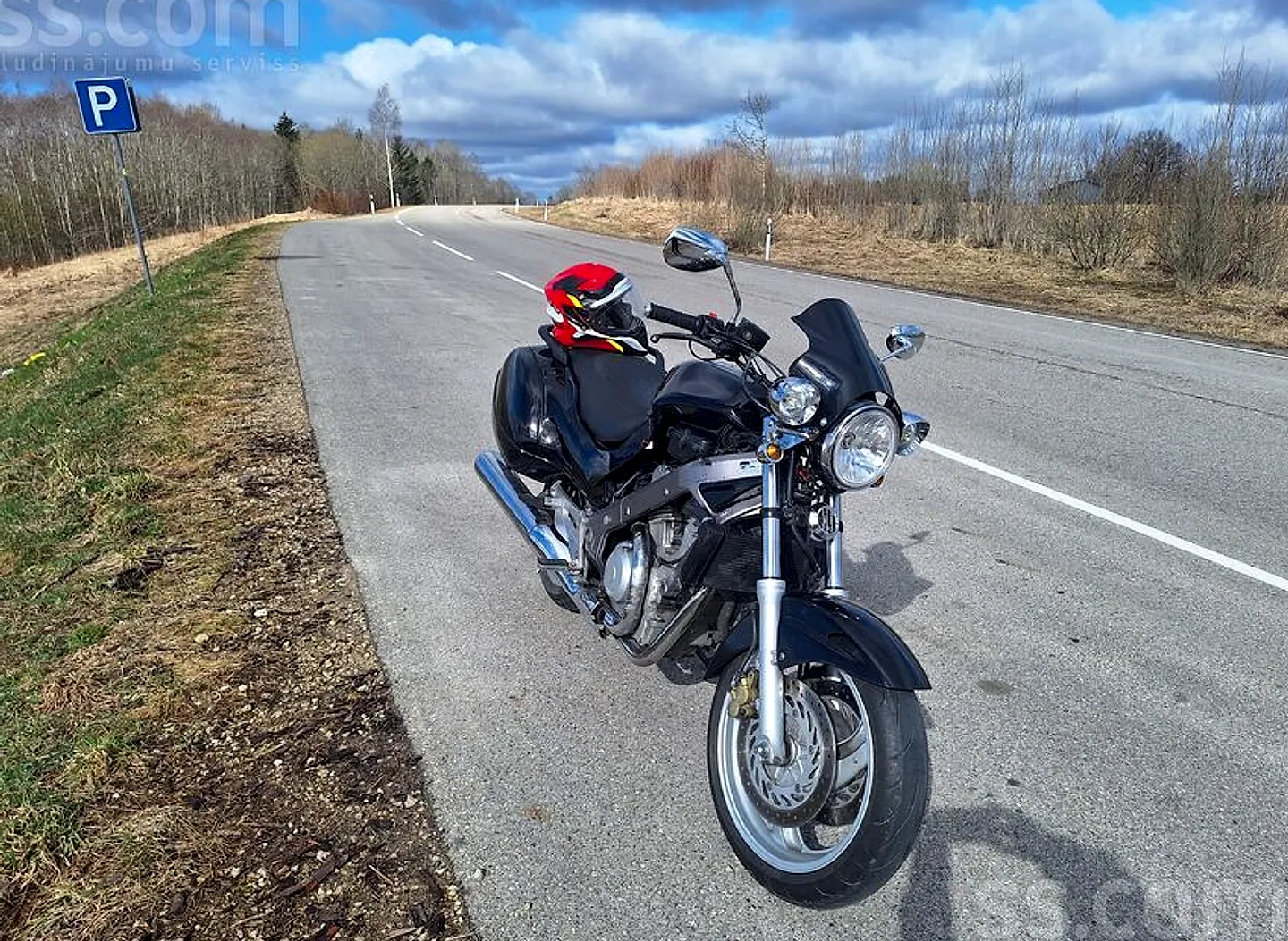 Honda Nt650V, 1998. gads
