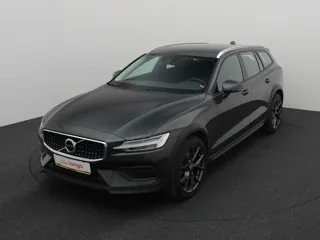 Volvo V60 Cross Country, 2019. gads