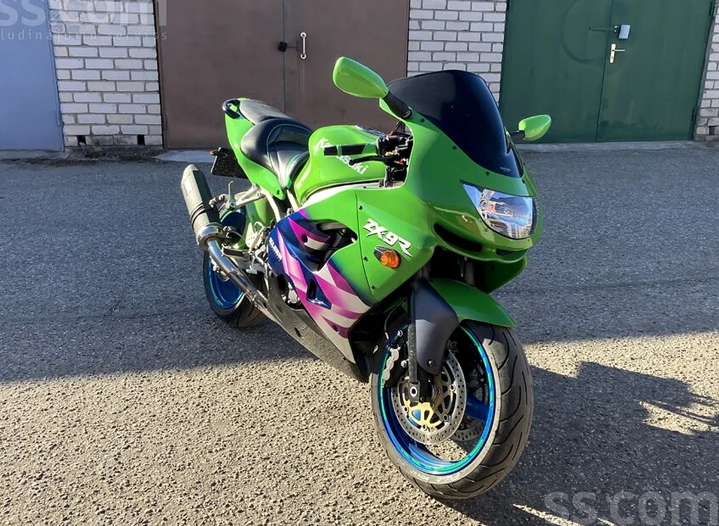 Kawasaki Zx9R