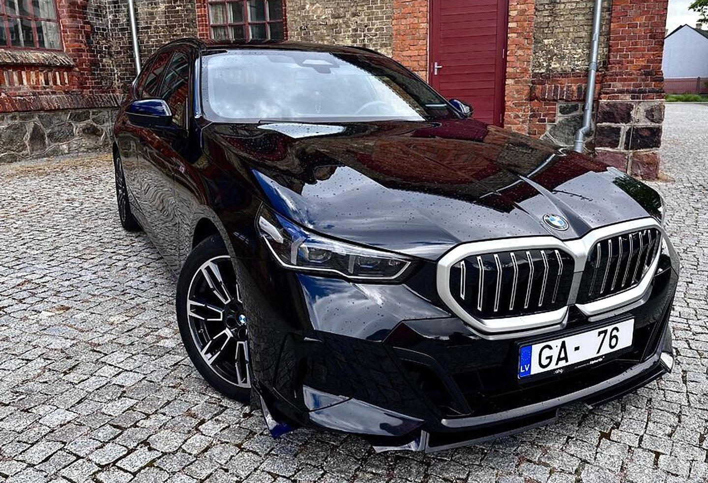 BMW 520 — foto 2
