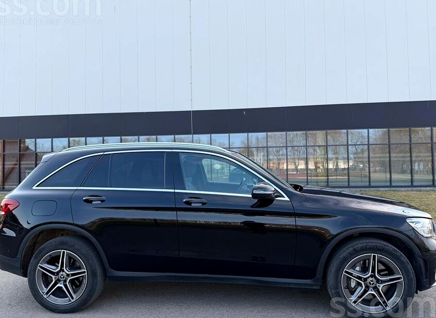 Mercedes-Benz GLC 300 — foto 5