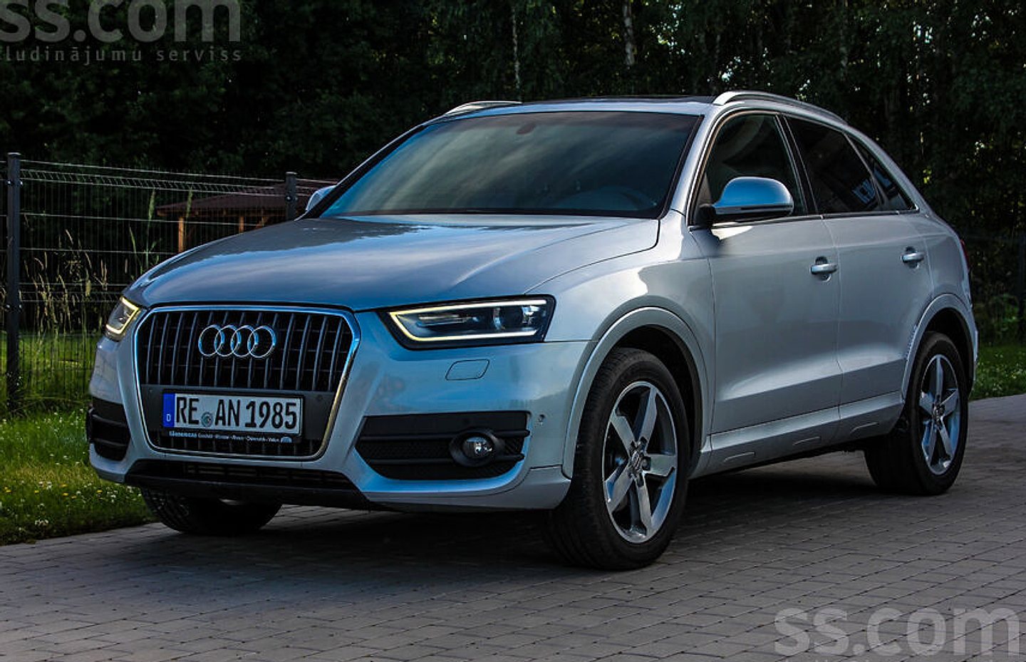 Audi Q3, 2012. gads