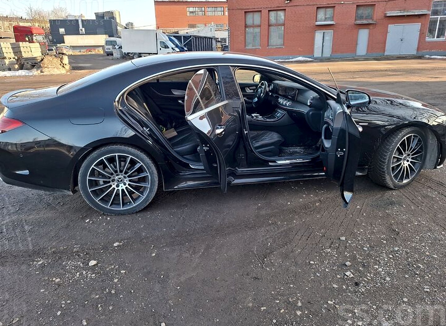 Mercedes-Benz CLS400 — foto 4