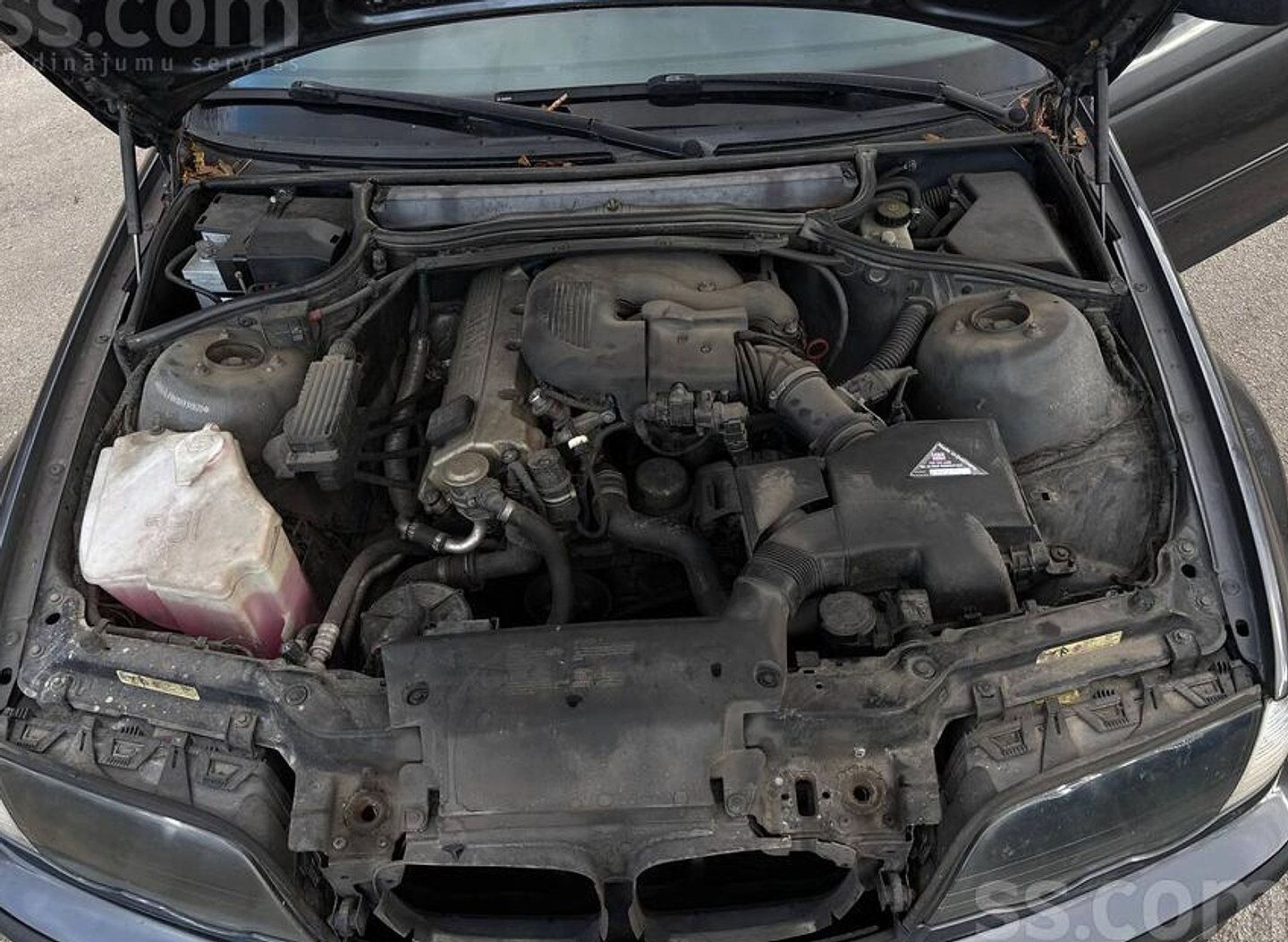 BMW 318 — foto 2