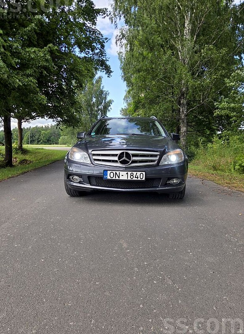 Mercedes-Benz C180 — foto 2