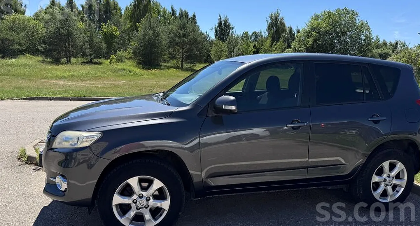 Toyota RAV 4, 2011. gads