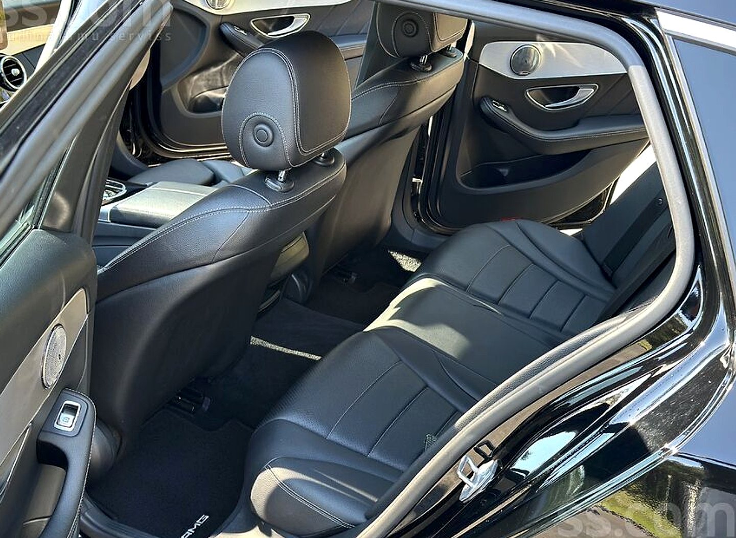 Mercedes-Benz C180 — foto 6
