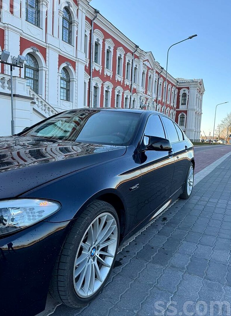BMW 530 — foto 2