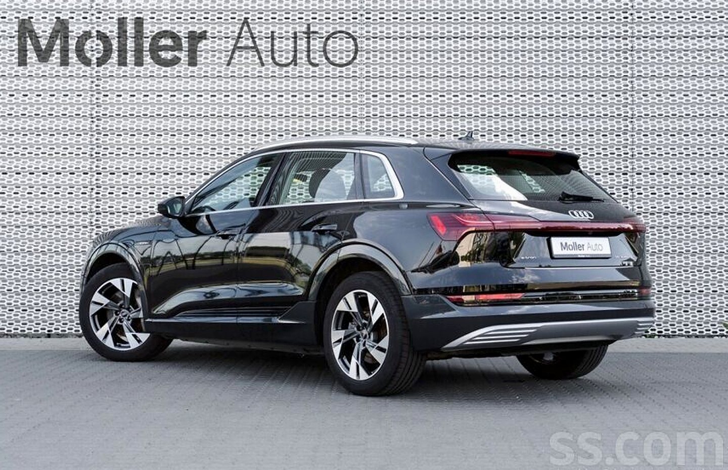 Audi E-tron — foto 3