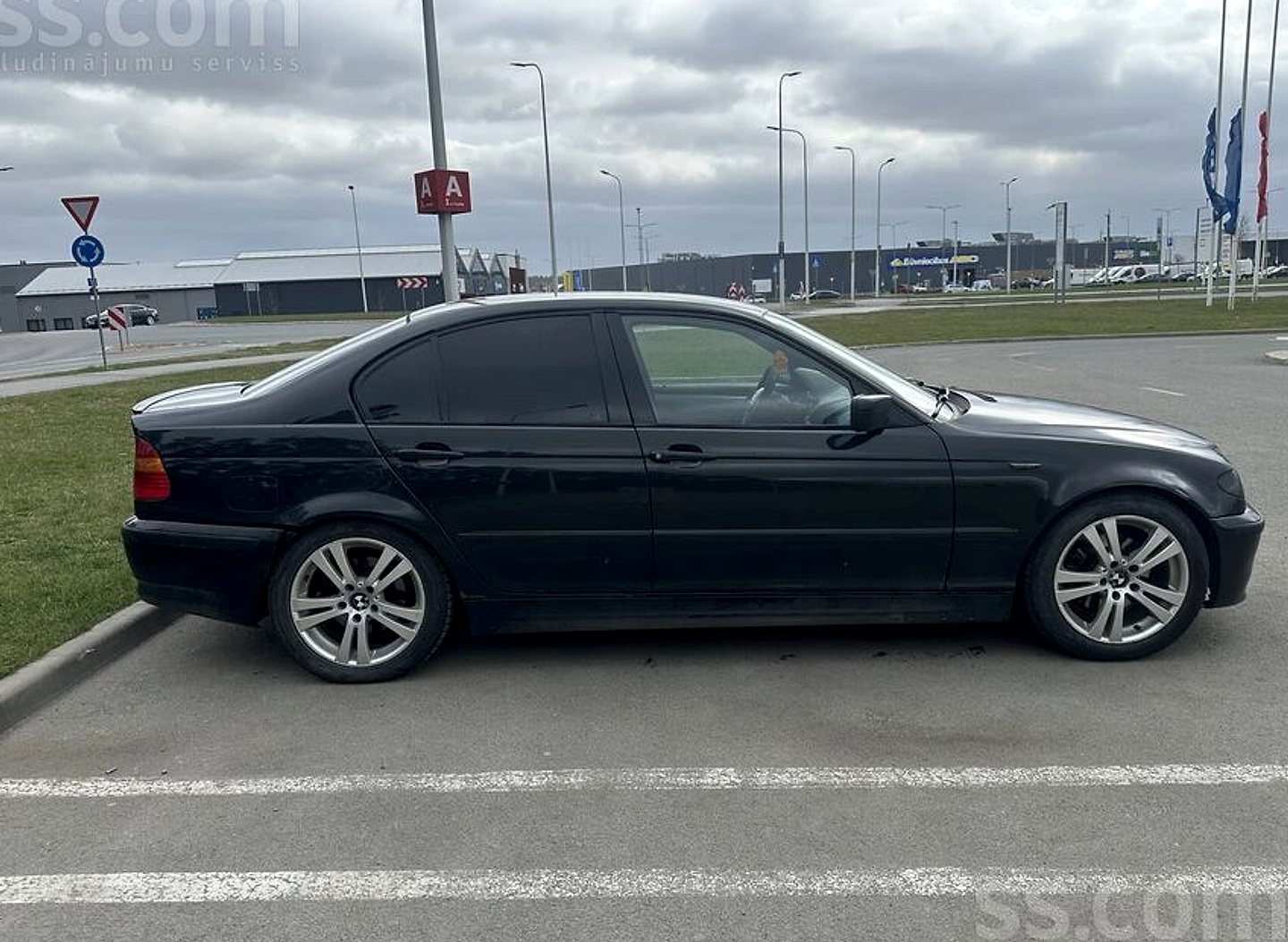 BMW 320 — foto 5