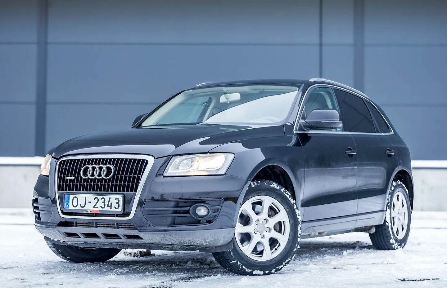 Audi Q5, 2011. gads
