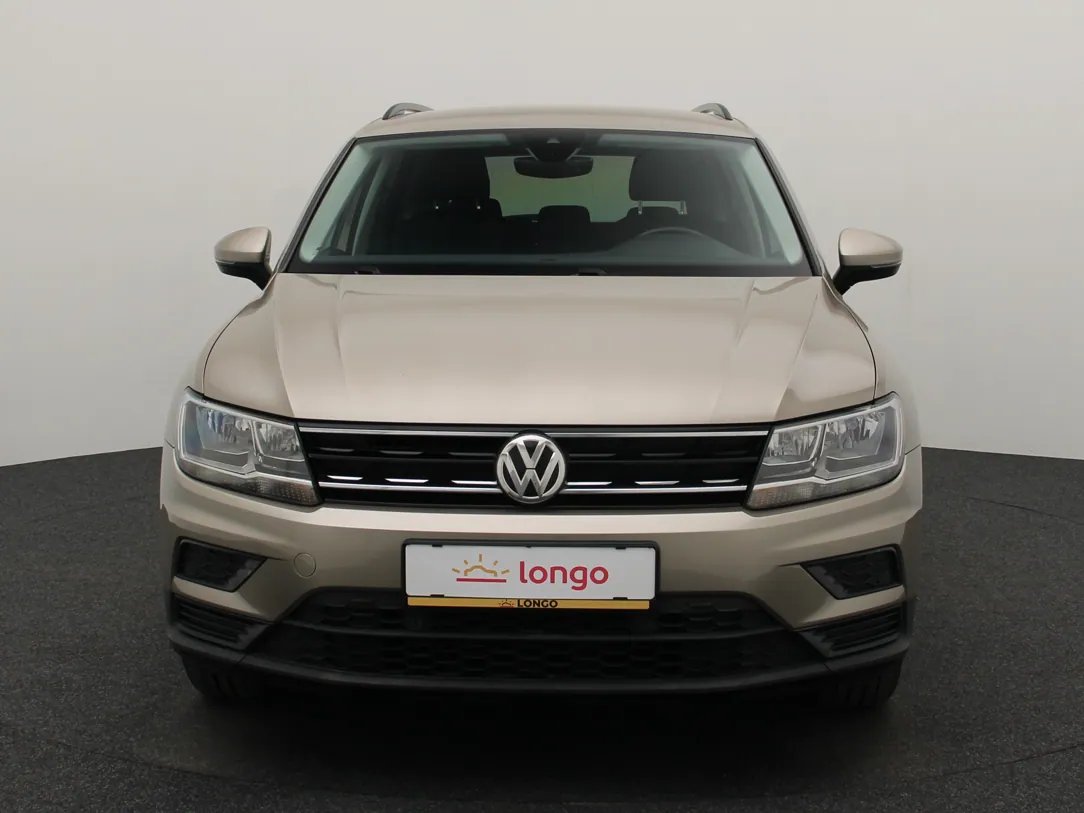 Volkswagen Tiguan — foto 4
