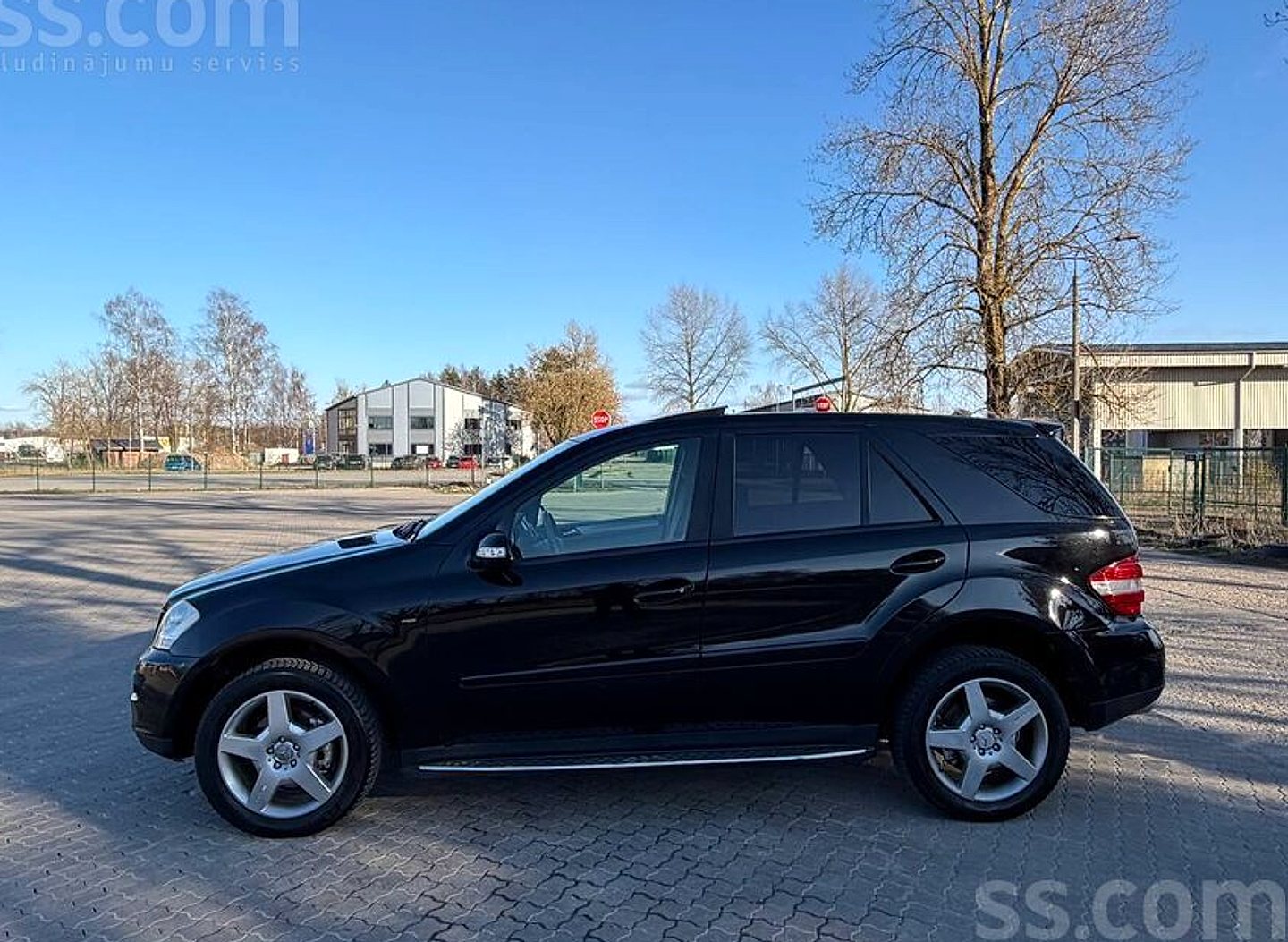 Mercedes-Benz ML320 — foto 6