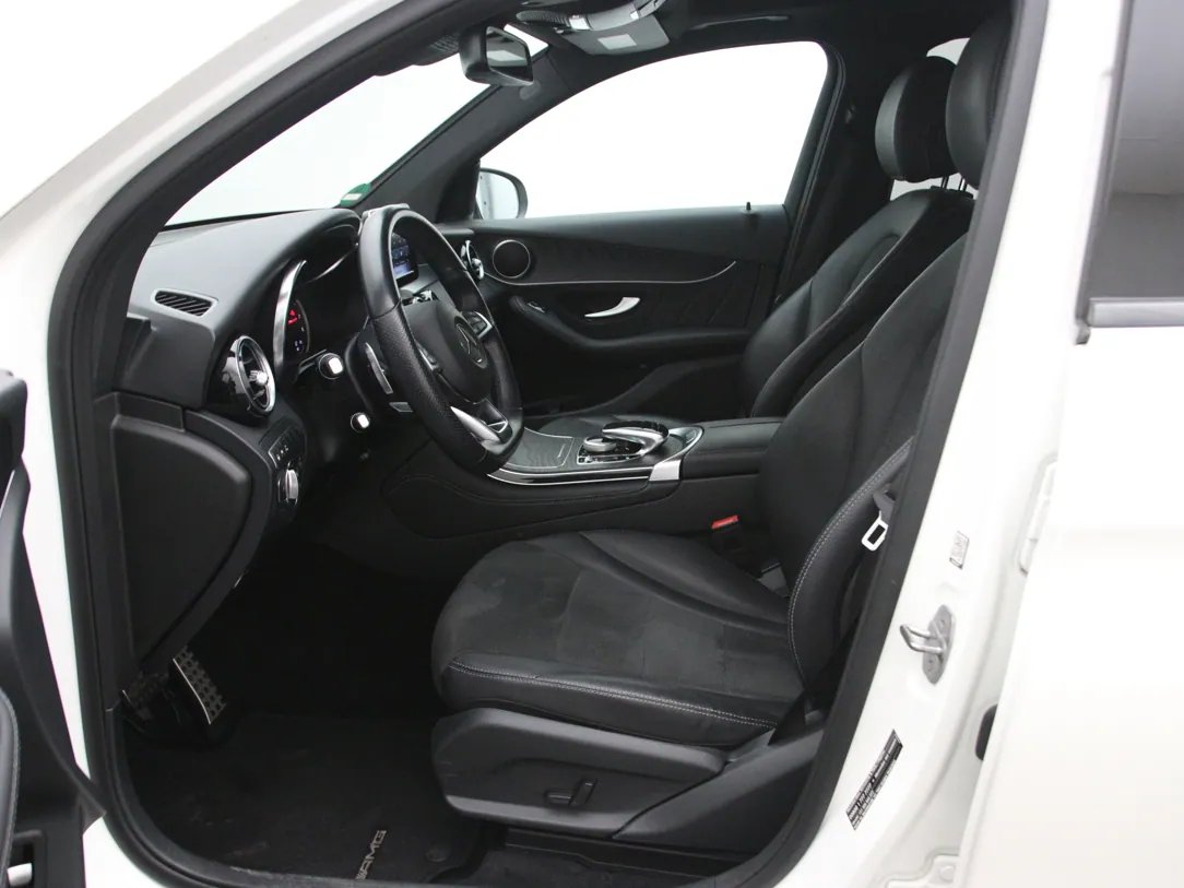 MERCEDES BENZ Glc250 — foto 5