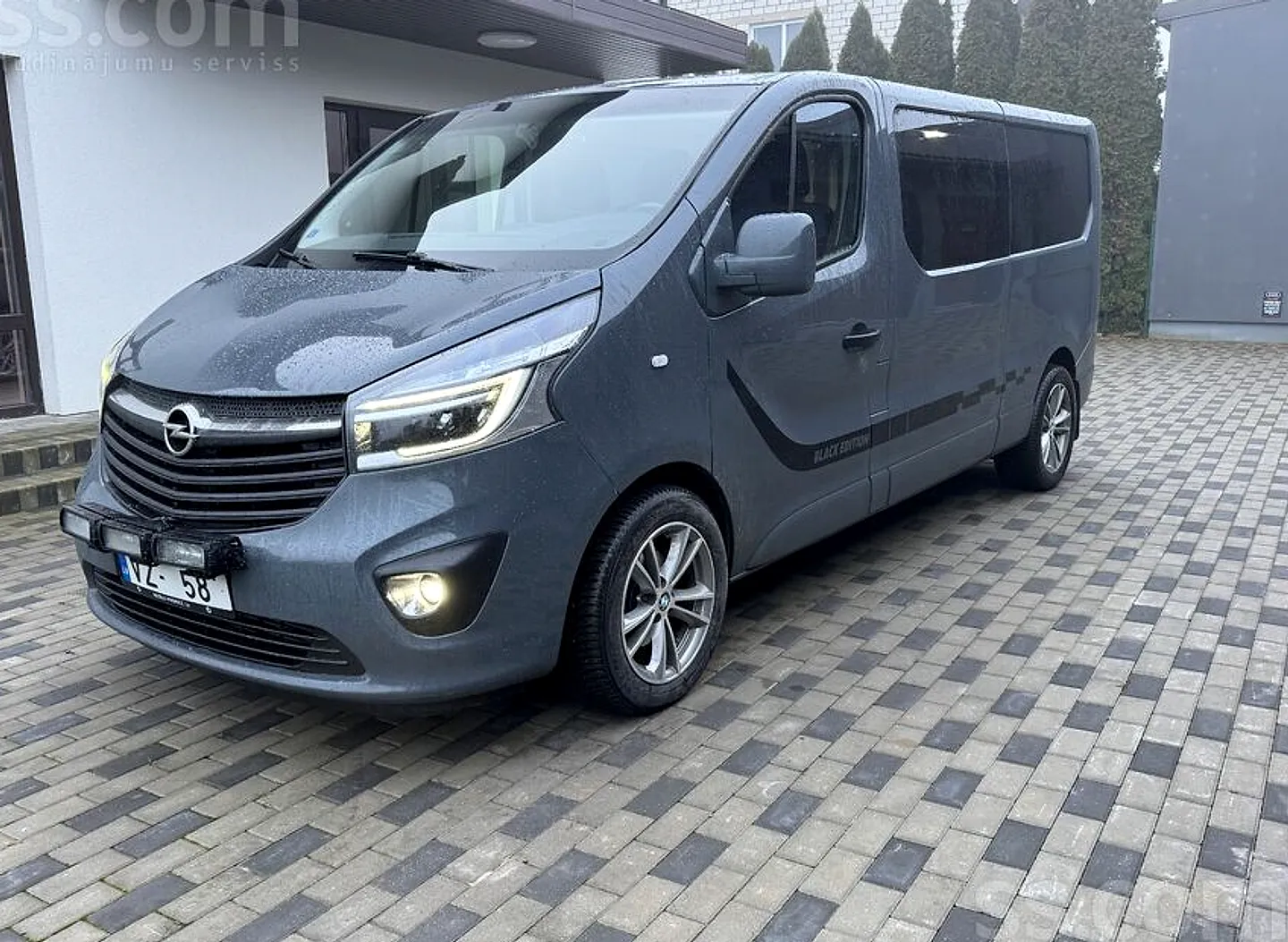 Opel Vivaro, 2015. gads