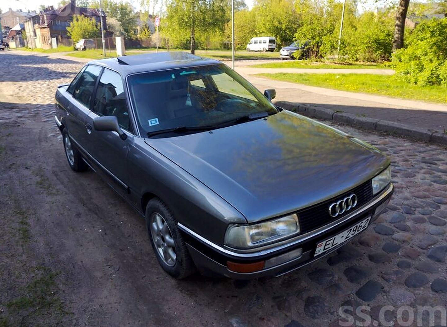 Audi 90, 1989. gads