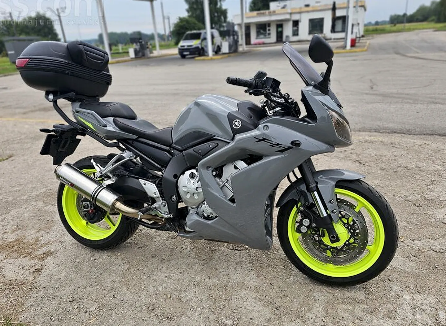 Yamaha Fz1 sa