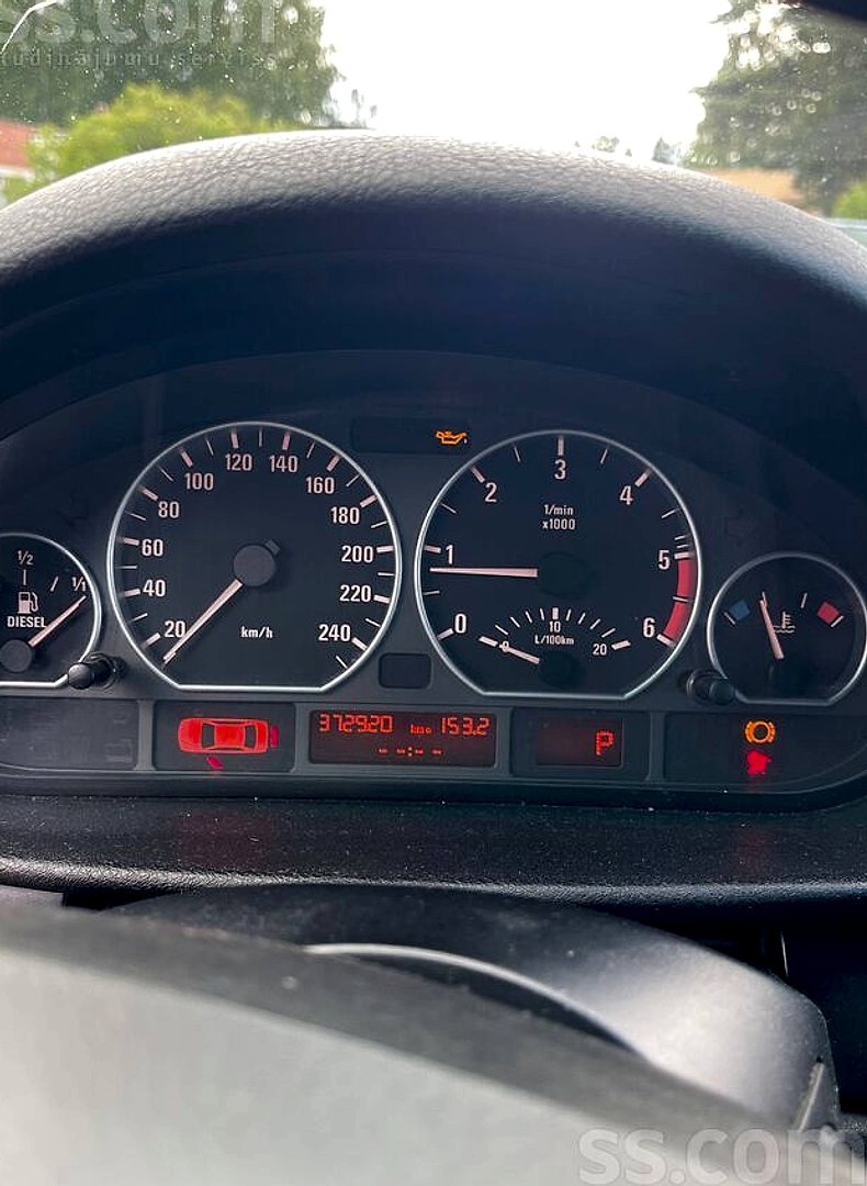 BMW 320 — foto 5