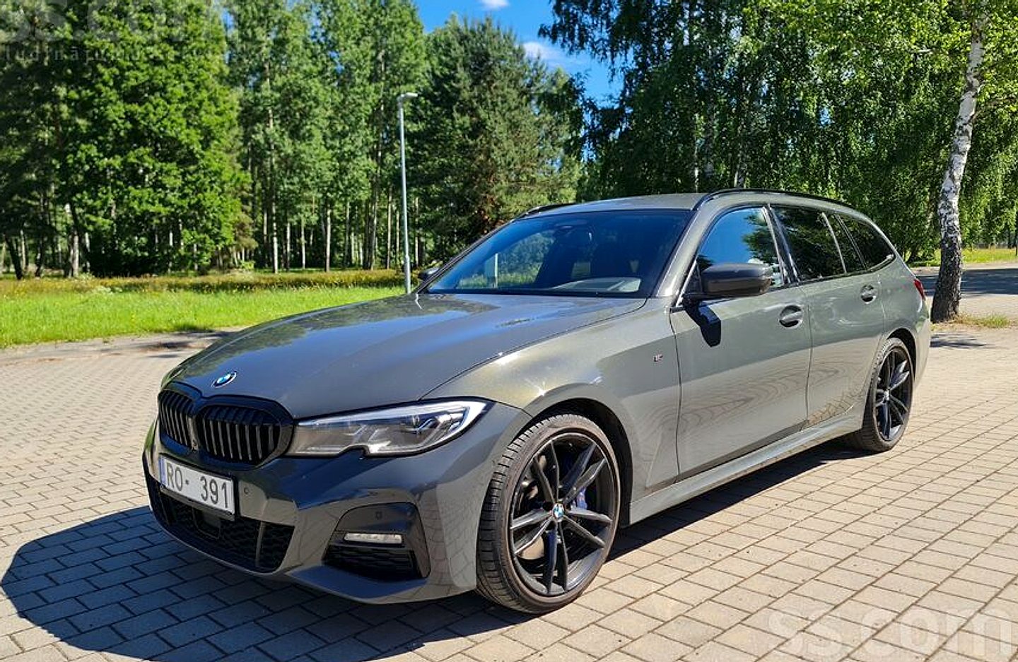 BMW 330 — foto 2