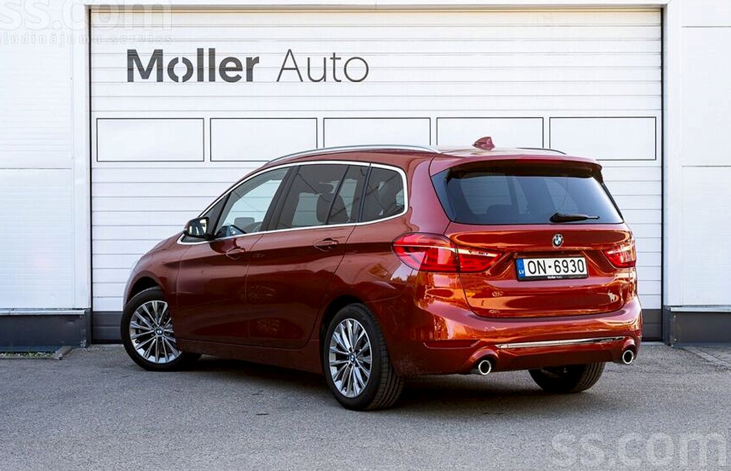 BMW 218 — foto 4
