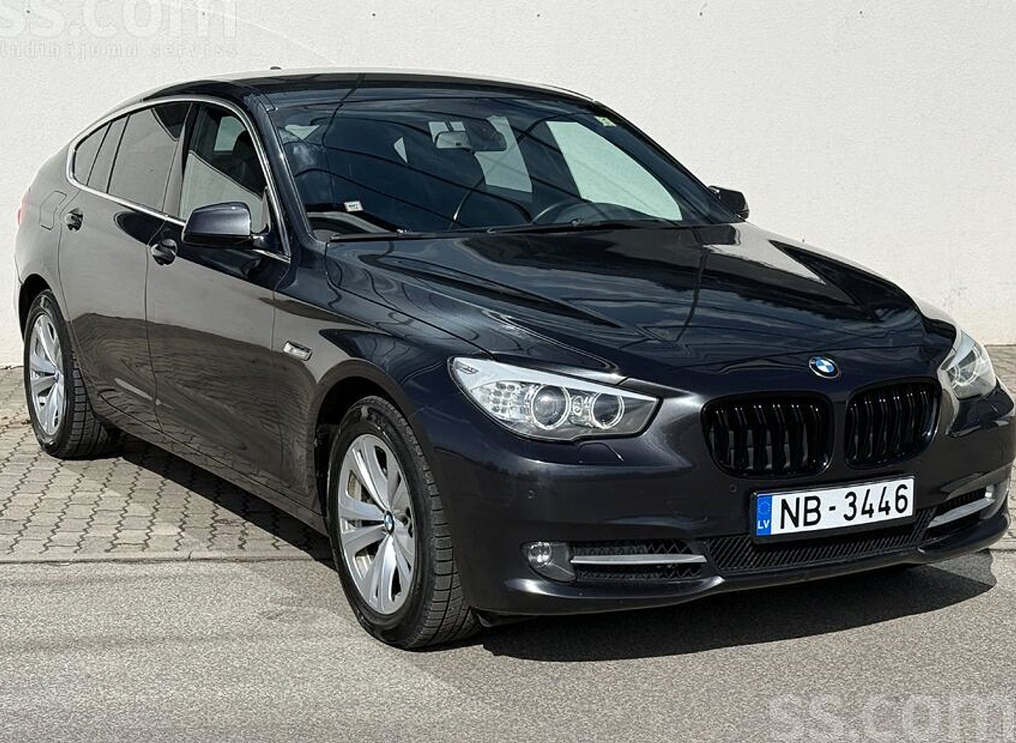 BMW 530 — foto 2