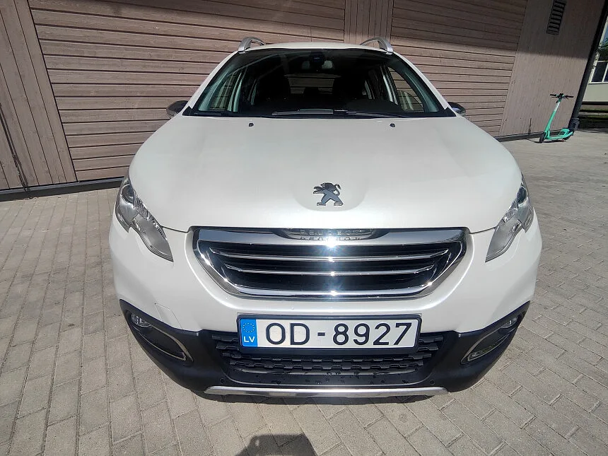 Peugeot 2008, 2015. gads