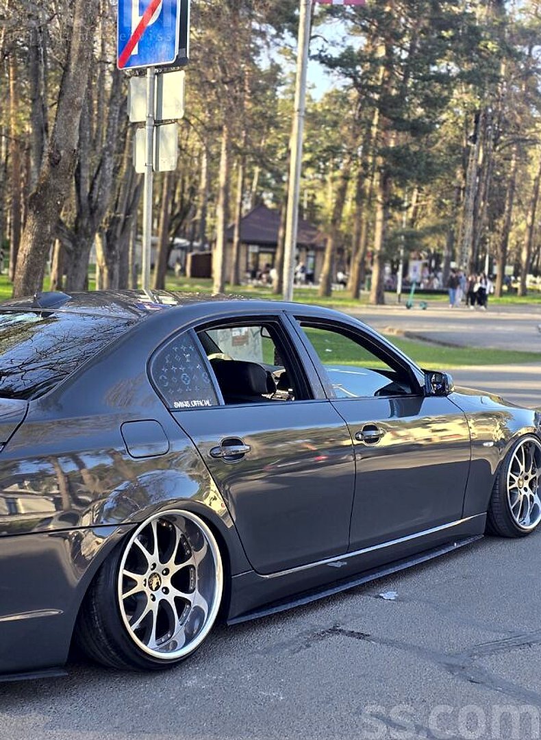 BMW 545 — foto 3