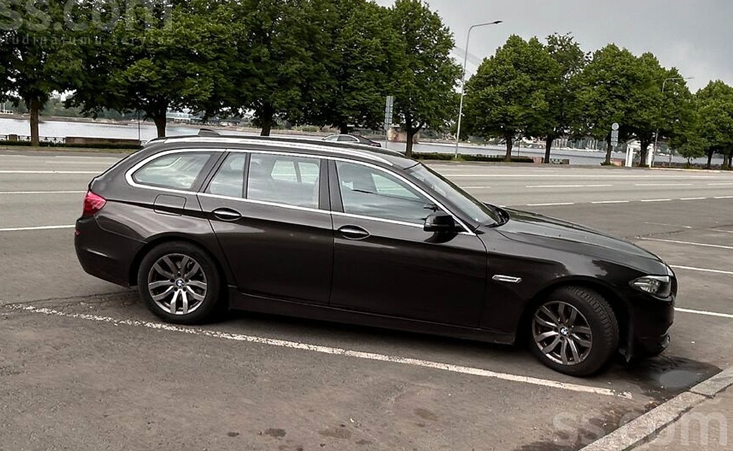 BMW 520 — foto 4