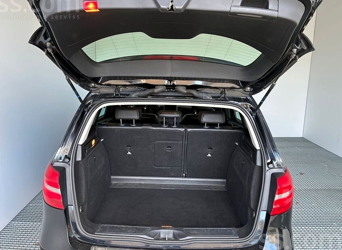 Mercedes-Benz B200 — foto 5
