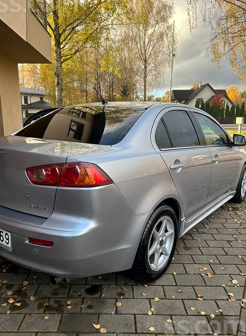 Mitsubishi Lancer, 2010. gads