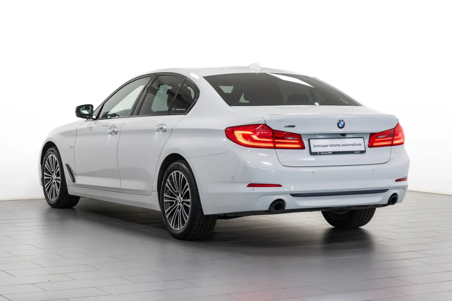 BMW 520 — foto 3
