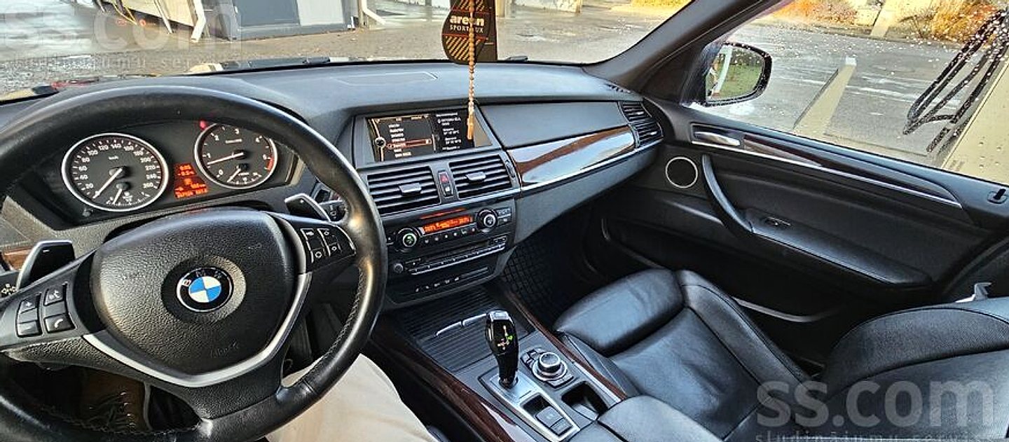 BMW X5 — foto 6