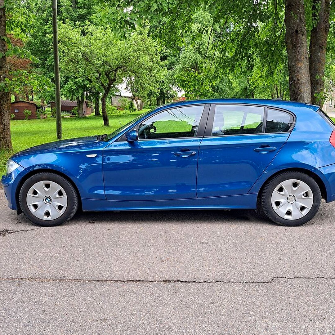 BMW 120 — foto 4