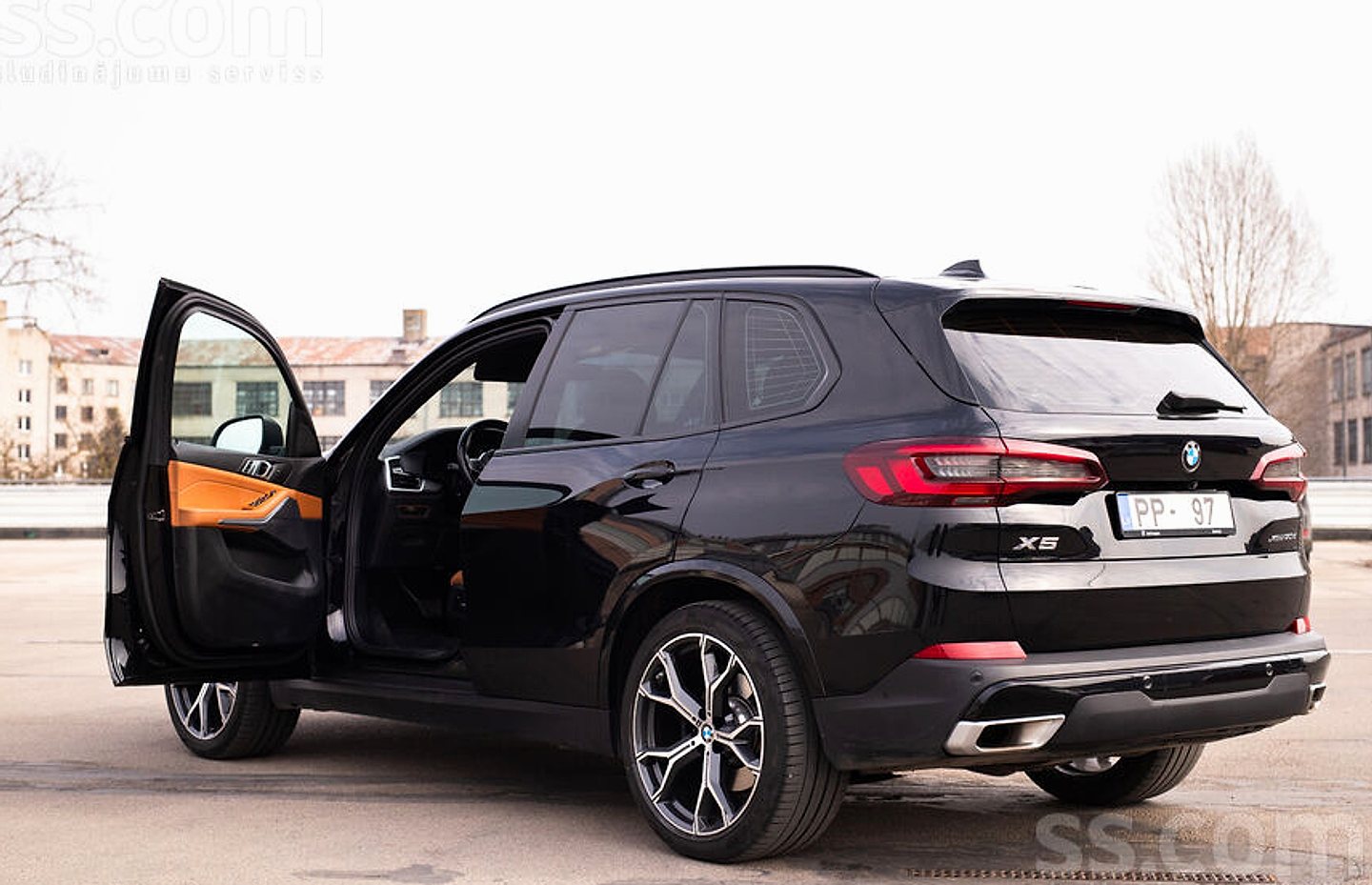 BMW X5 — foto 3