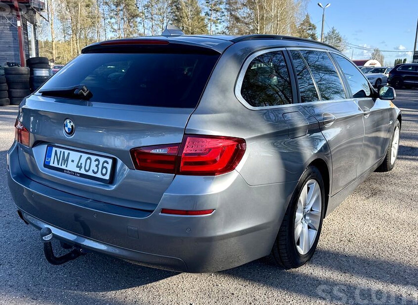 BMW 520 — foto 4